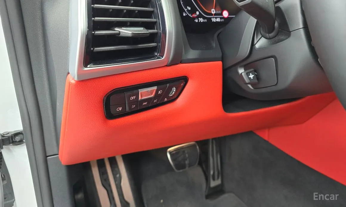 Фото 18 - BMW 8 Series