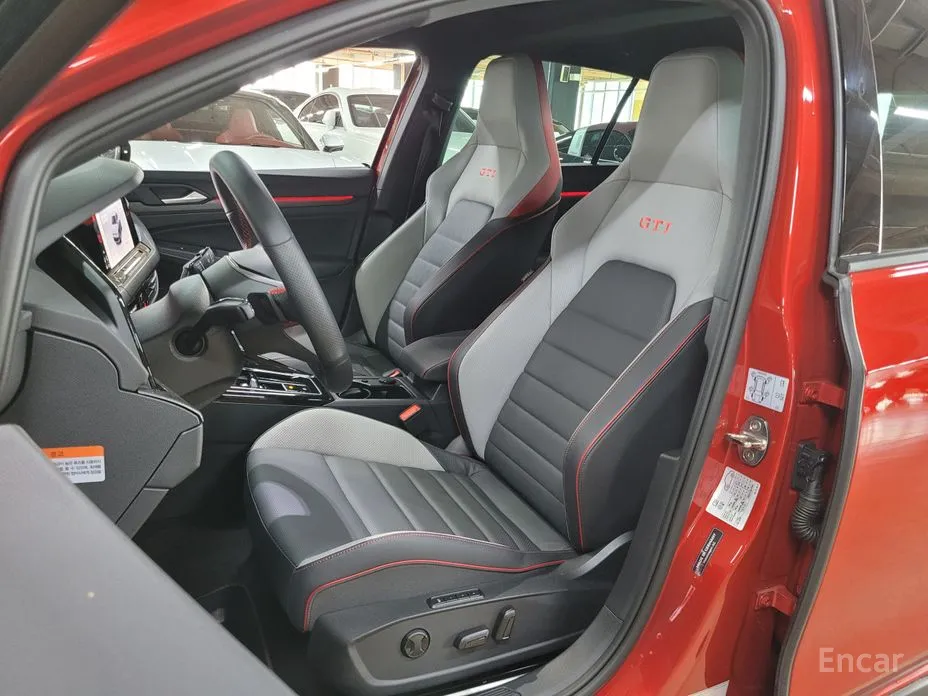 Фото 19 - Volkswagen Golf