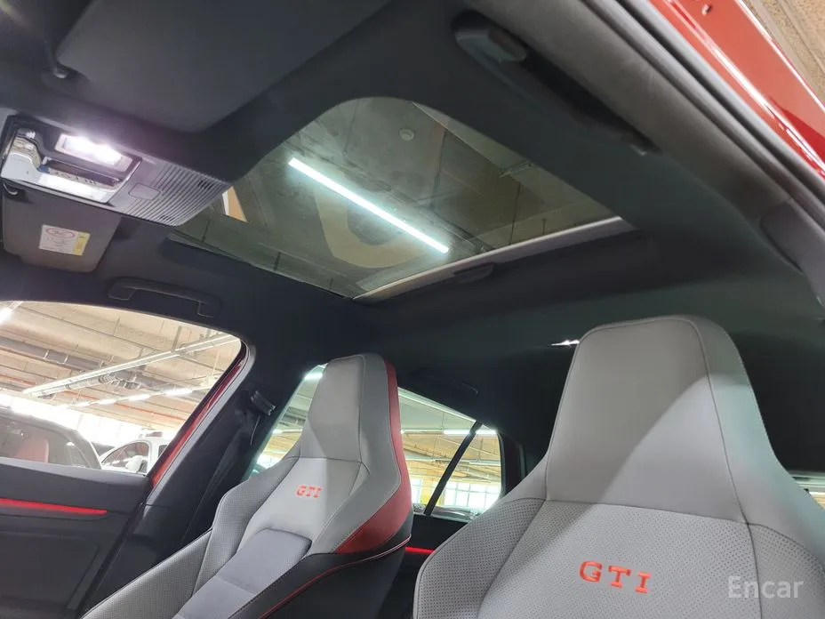 Фото 20 - Volkswagen Golf