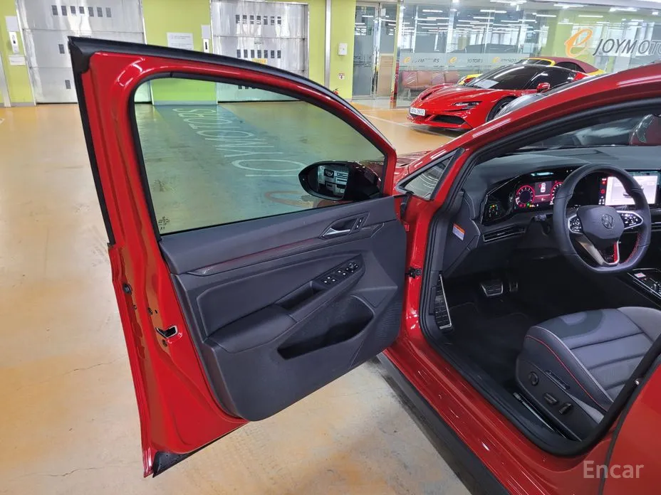 Фото 9 - Volkswagen Golf