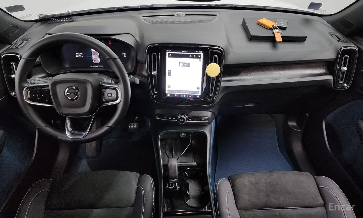 Фото 7 - Volvo C40