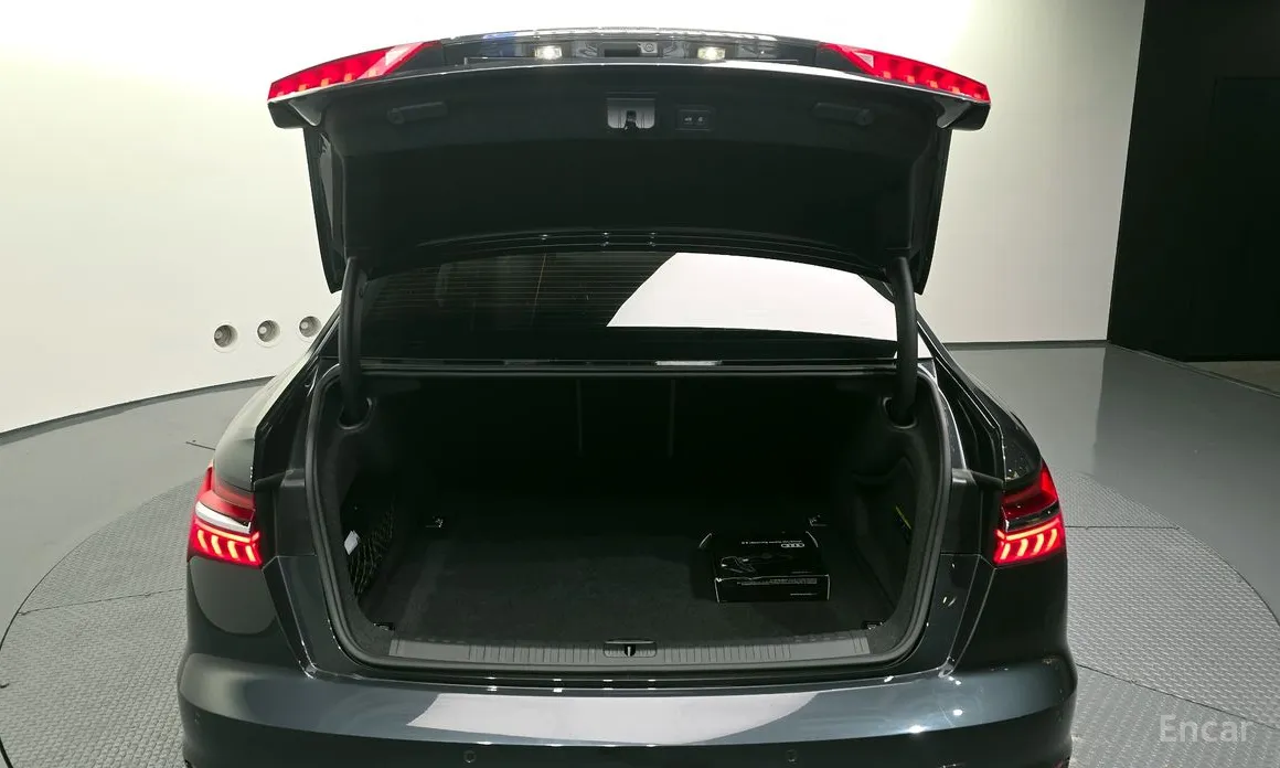 Фото 20 - Audi A6