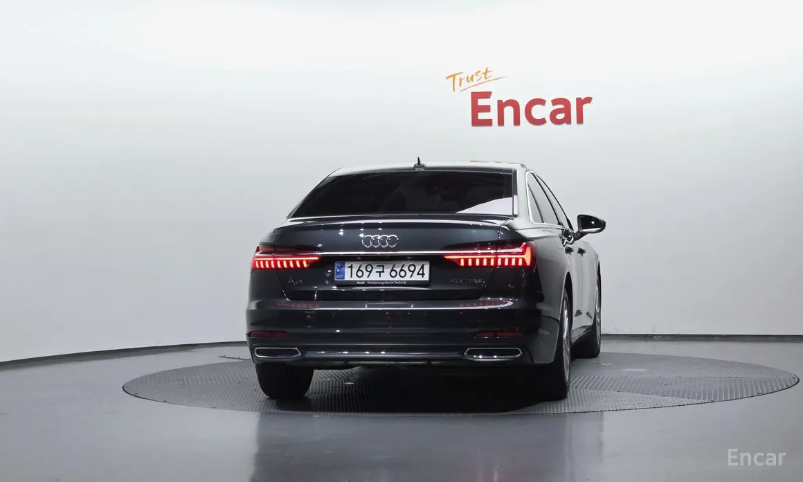 Фото 4 - Audi A6