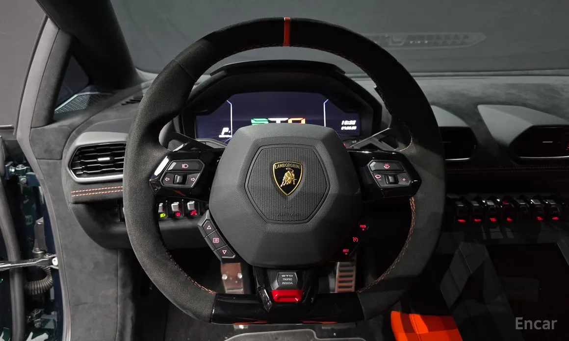 Фото 12 - Lamborghini Huracan