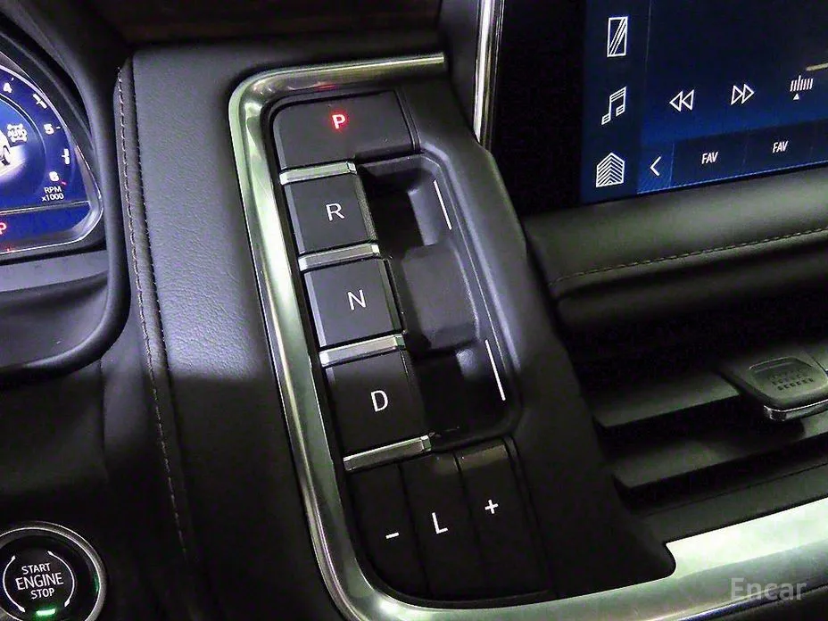 Фото 17 - Chevrolet Tahoe