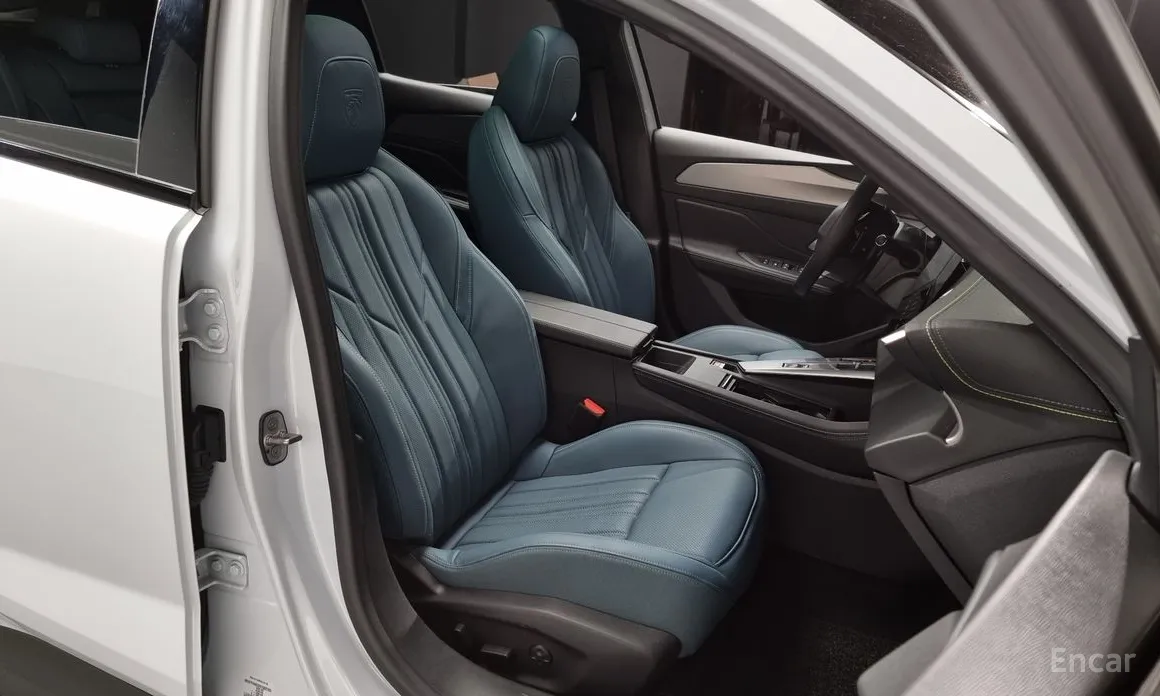 Фото 10 - Peugeot 408