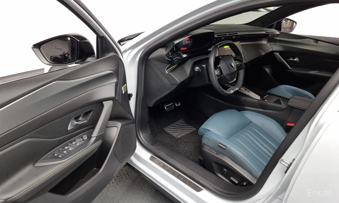 Фото 11 - Peugeot 408