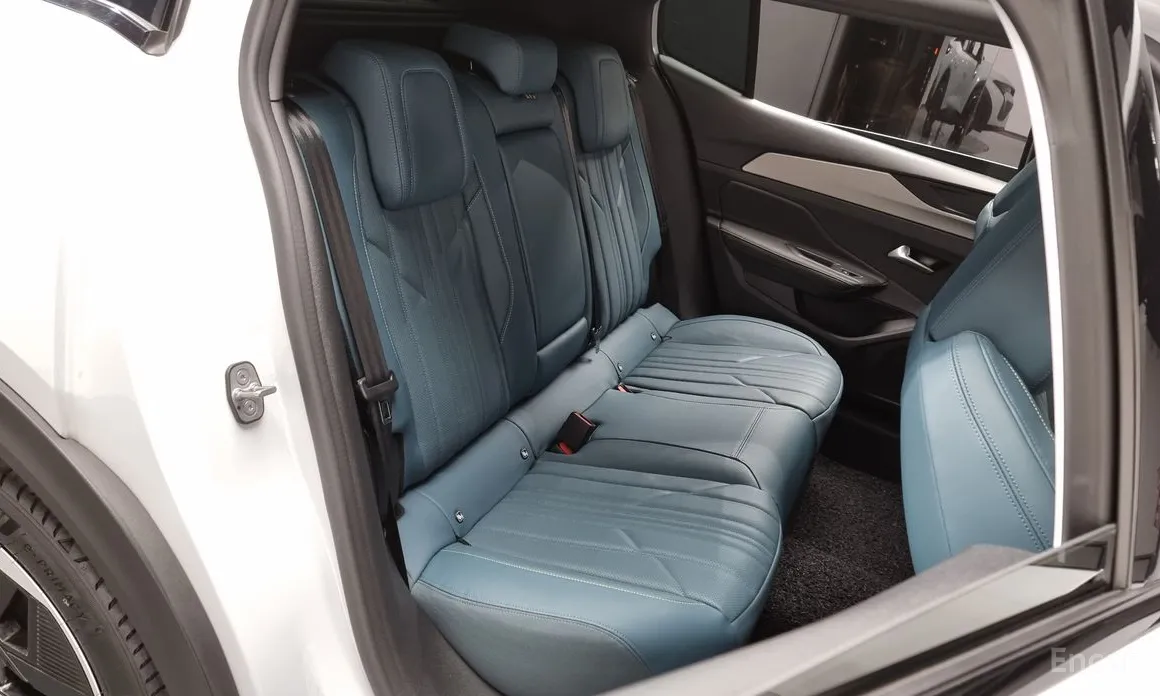 Фото 12 - Peugeot 408