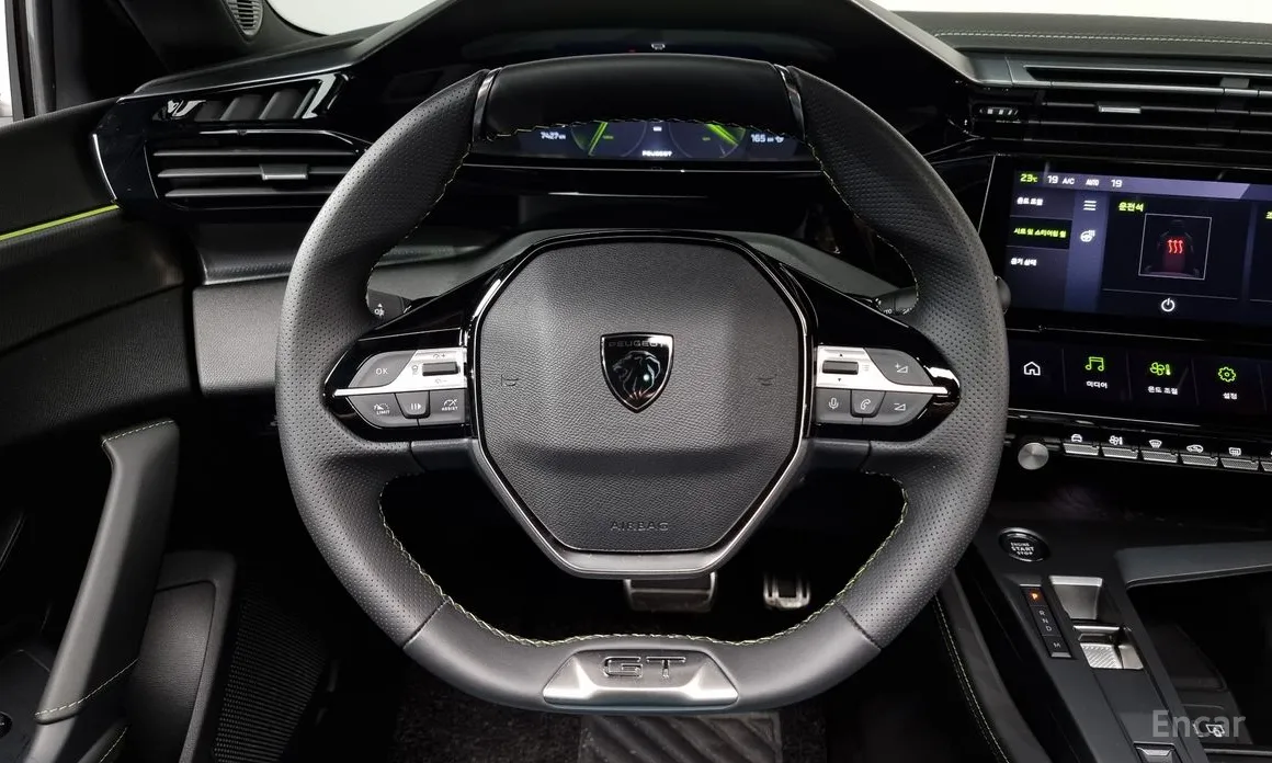 Фото 13 - Peugeot 408