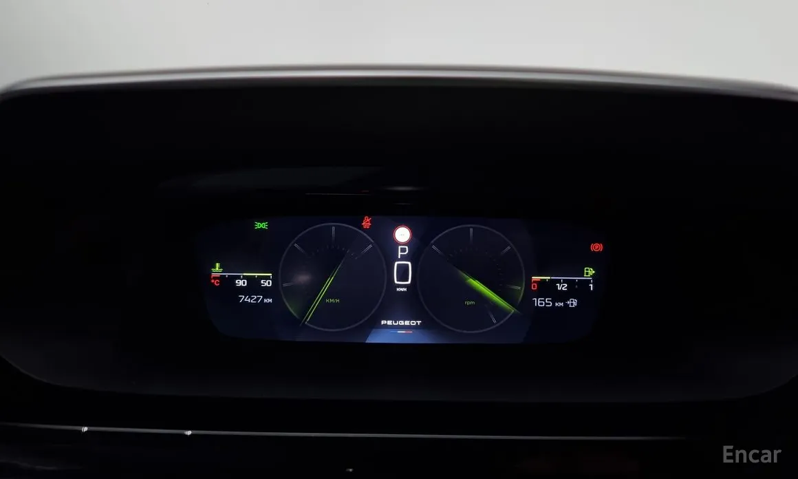 Фото 8 - Peugeot 408