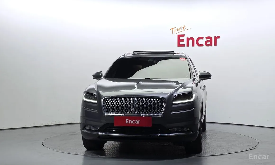 Фото 3 - Lincoln Nautilus