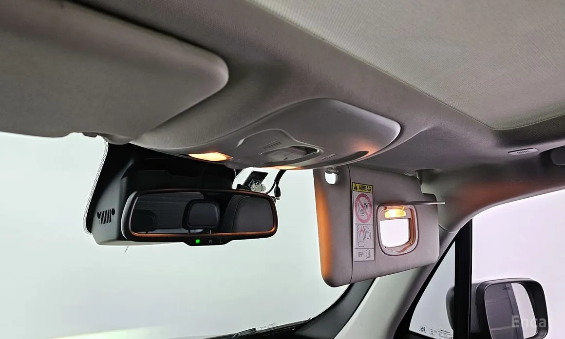 Фото 16 - Jeep Renegade