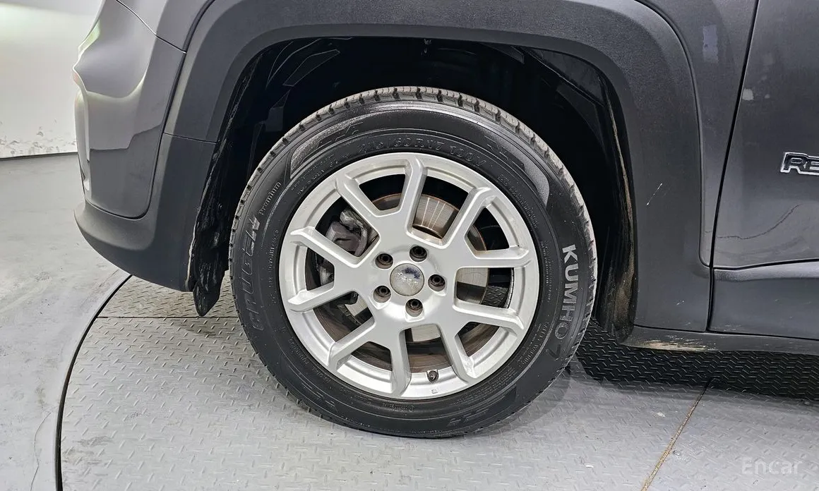 Фото 5 - Jeep Renegade