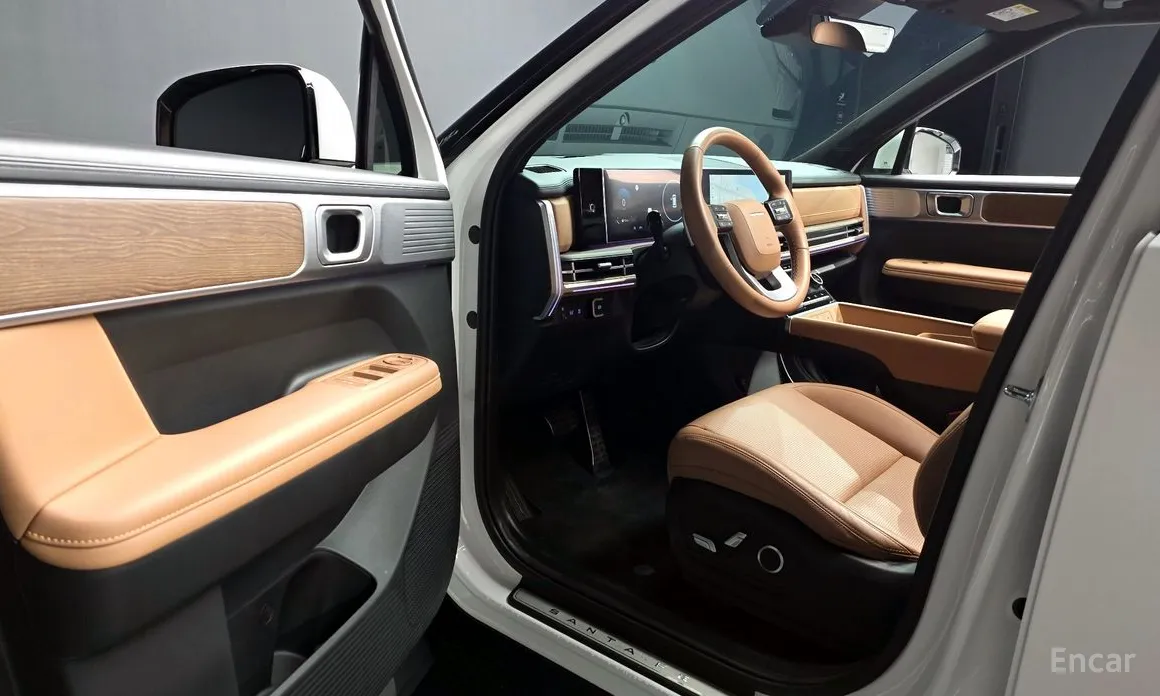 Фото 10 - Hyundai Santa Fe