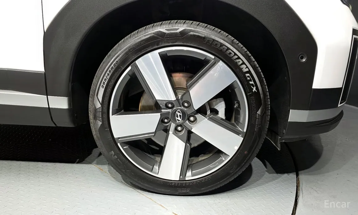 Фото 5 - Hyundai Santa Fe