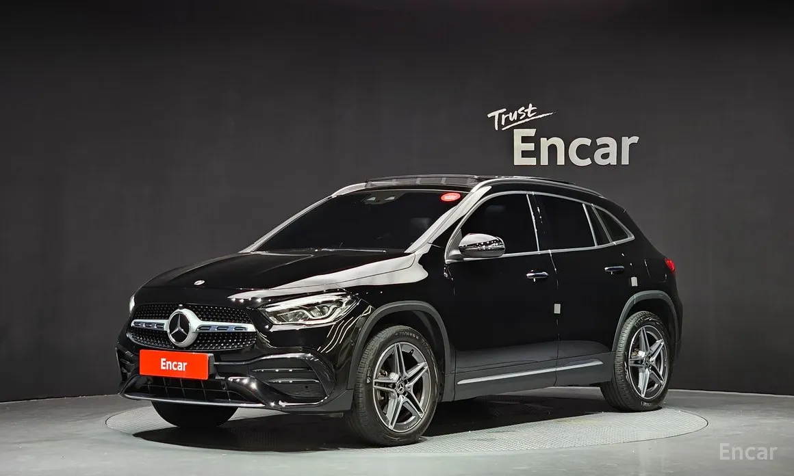 Фото 1 - Mercedes-Benz GLA-Class