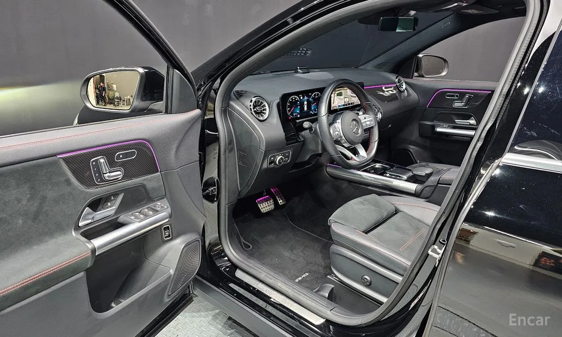 Фото 11 - Mercedes-Benz GLA-Class