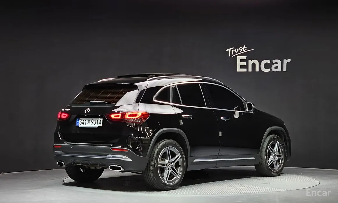 Фото 2 - Mercedes-Benz GLA-Class