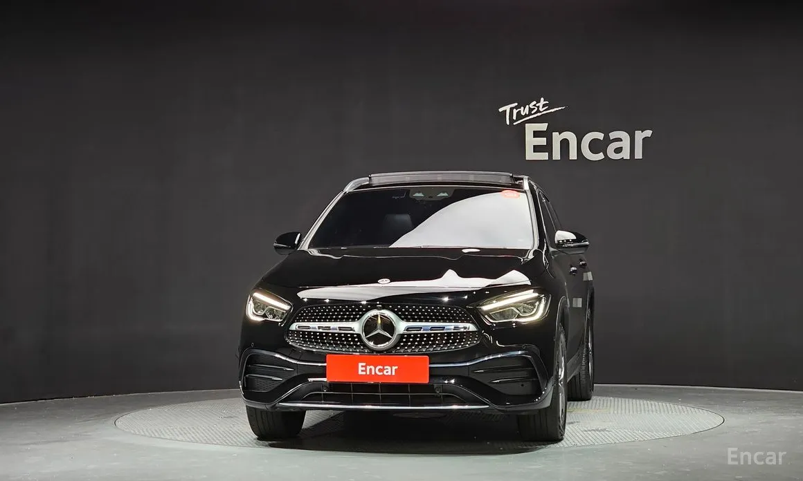Фото 3 - Mercedes-Benz GLA-Class