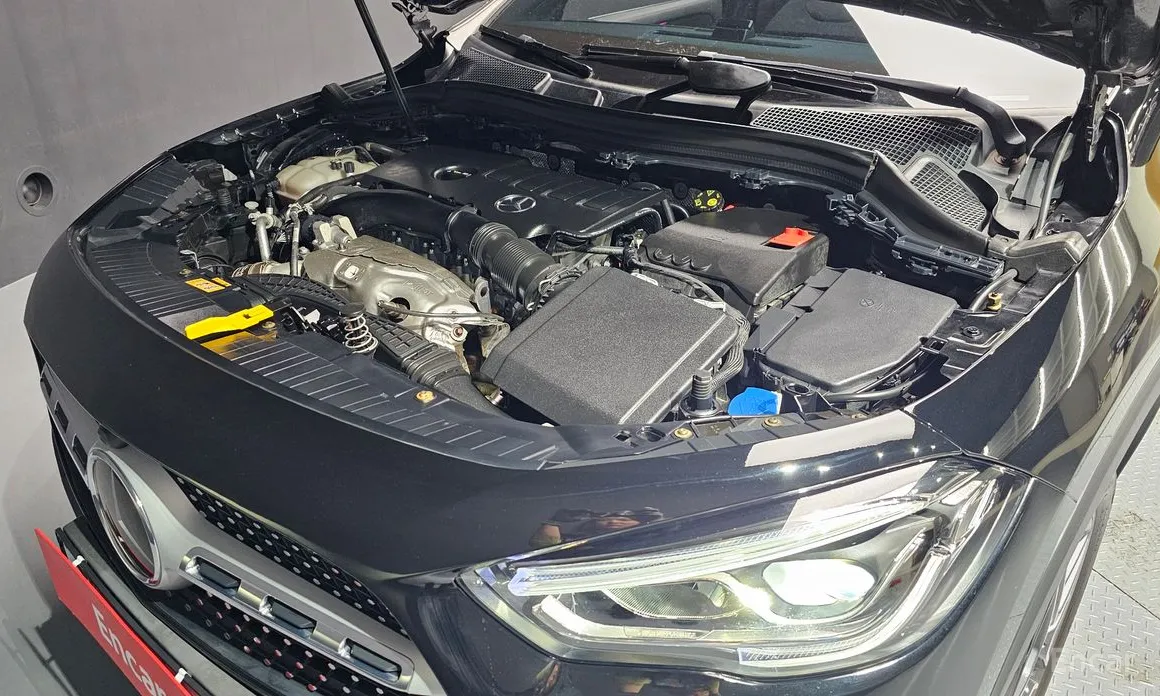 Фото 6 - Mercedes-Benz GLA-Class