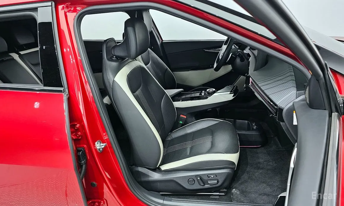 Фото 10 - Kia EV6