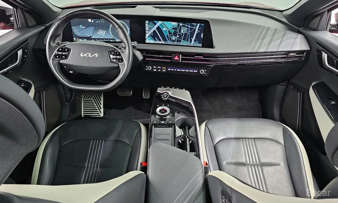 Фото 7 - Kia EV6