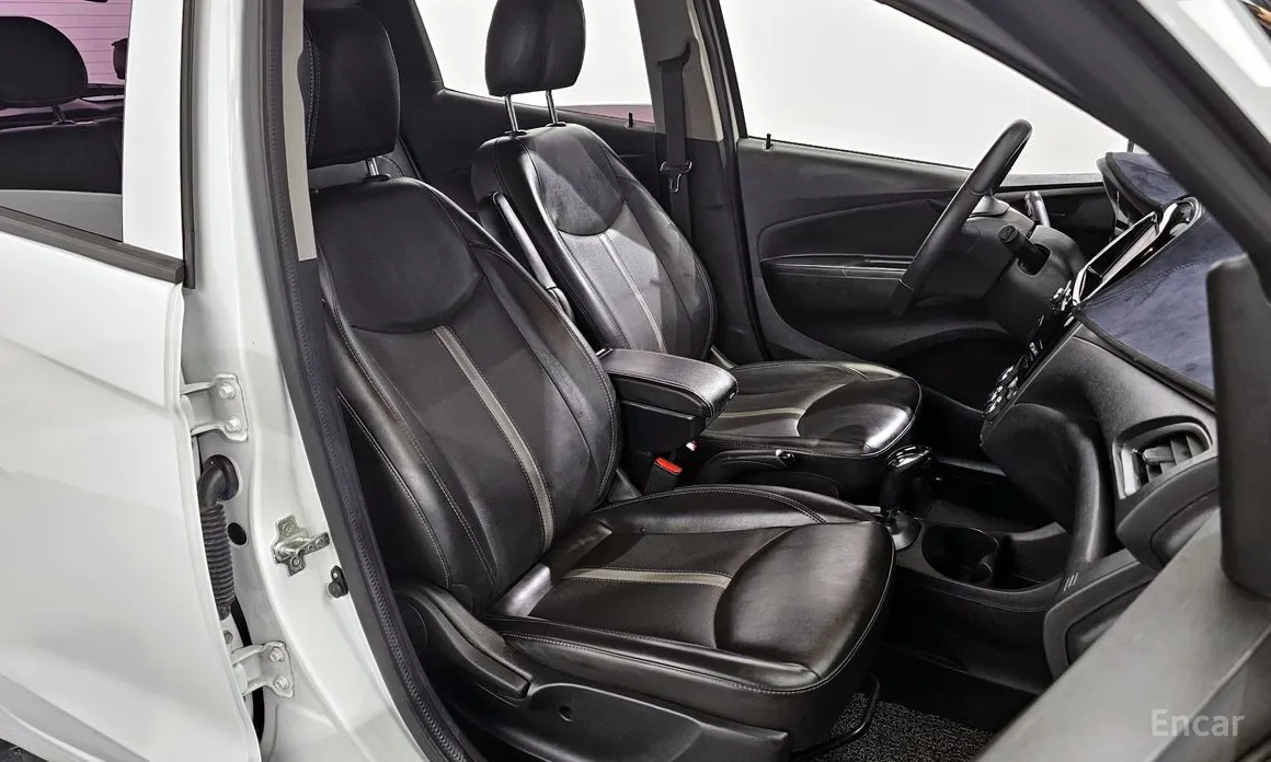 Фото 12 - Chevrolet Spark