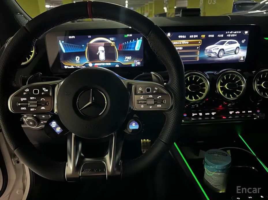 Фото 14 - Mercedes-Benz GLA-Class