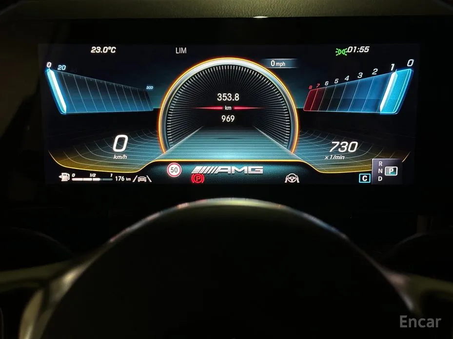 Фото 15 - Mercedes-Benz GLA-Class