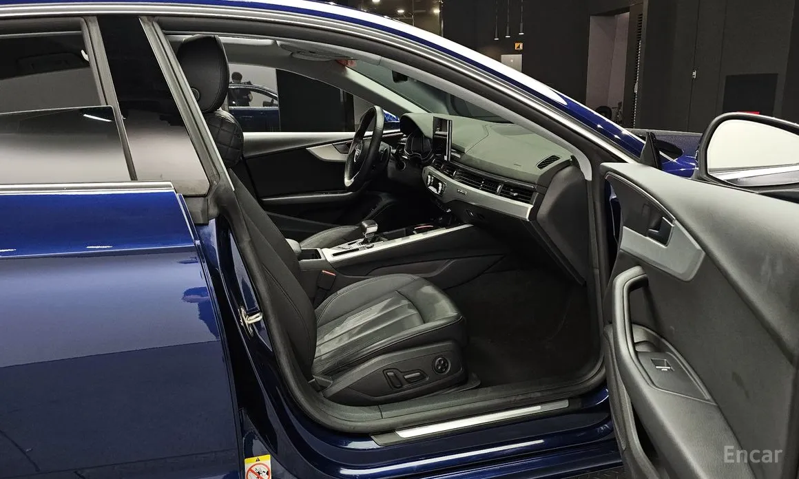 Фото 11 - Audi A5