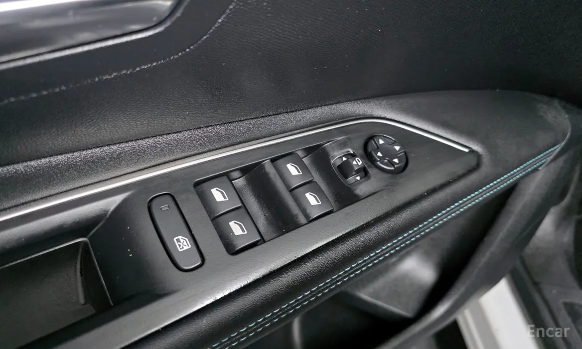 Фото 14 - Peugeot 3008