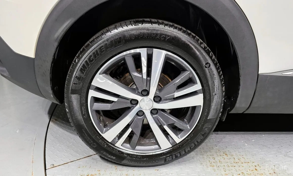 Фото 5 - Peugeot 3008