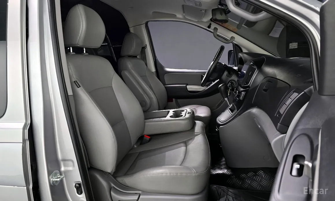 Фото 10 - Hyundai Starex