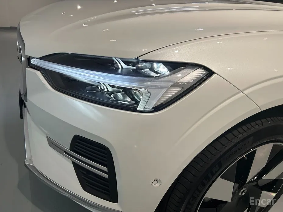 Фото 14 - Volvo XC60