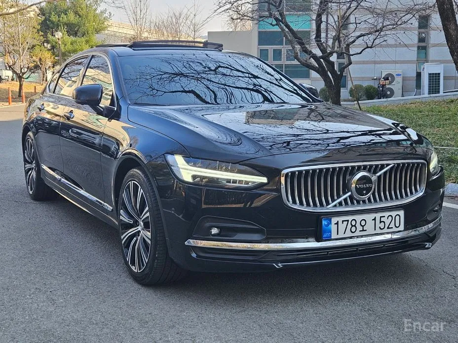 Фото 13 - Volvo S90