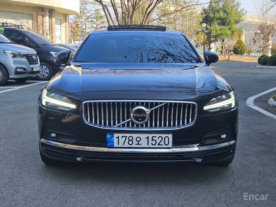 Фото 3 - Volvo S90