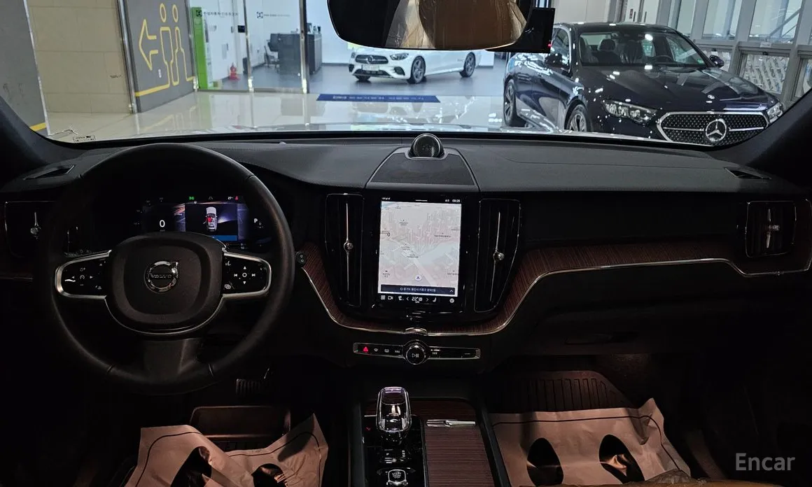 Фото 14 - Volvo XC60