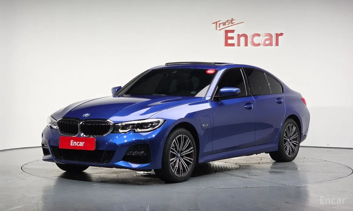 Photo 1 - BMW 3 Series