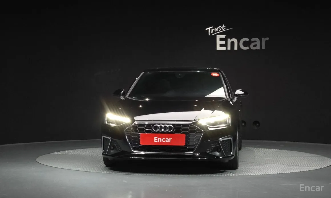 Фото 3 - Audi A4