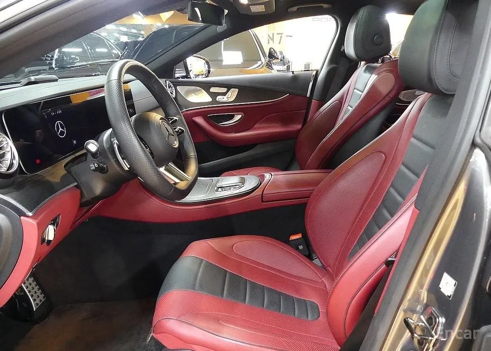 Фото 10 - Mercedes-Benz CLS-Class