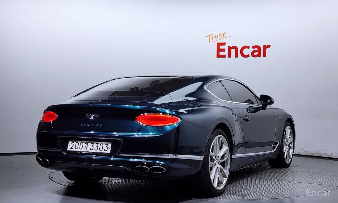 Фото 2 - Bentley Continental GT