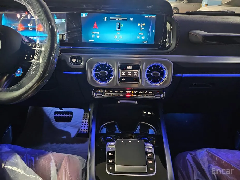 Фото 11 - Mercedes-Benz G-Class