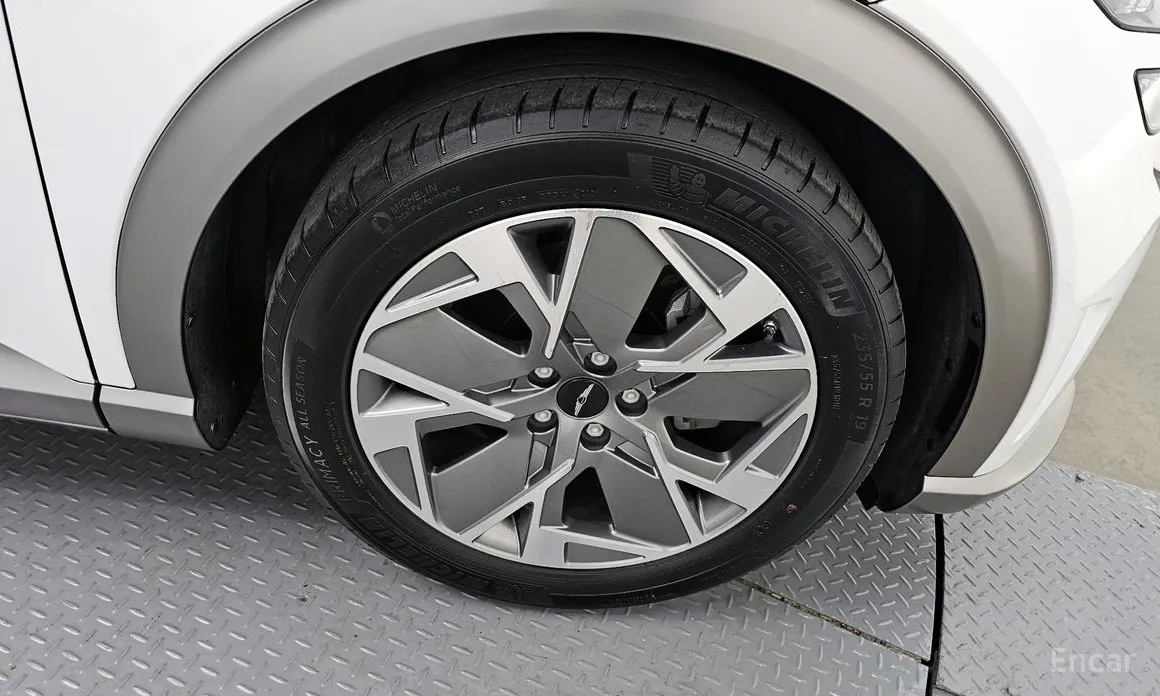 Фото 5 - Genesis GV60