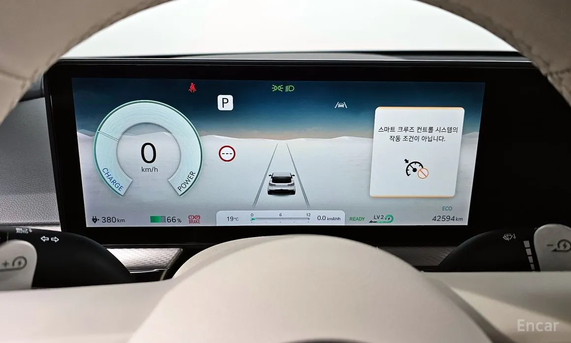 Фото 8 - Genesis GV60