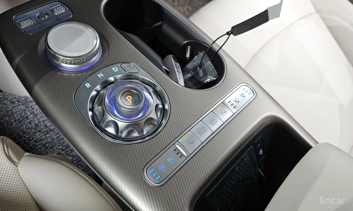 Фото 9 - Genesis GV60