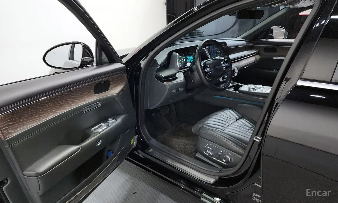 Фото 10 - Genesis G90