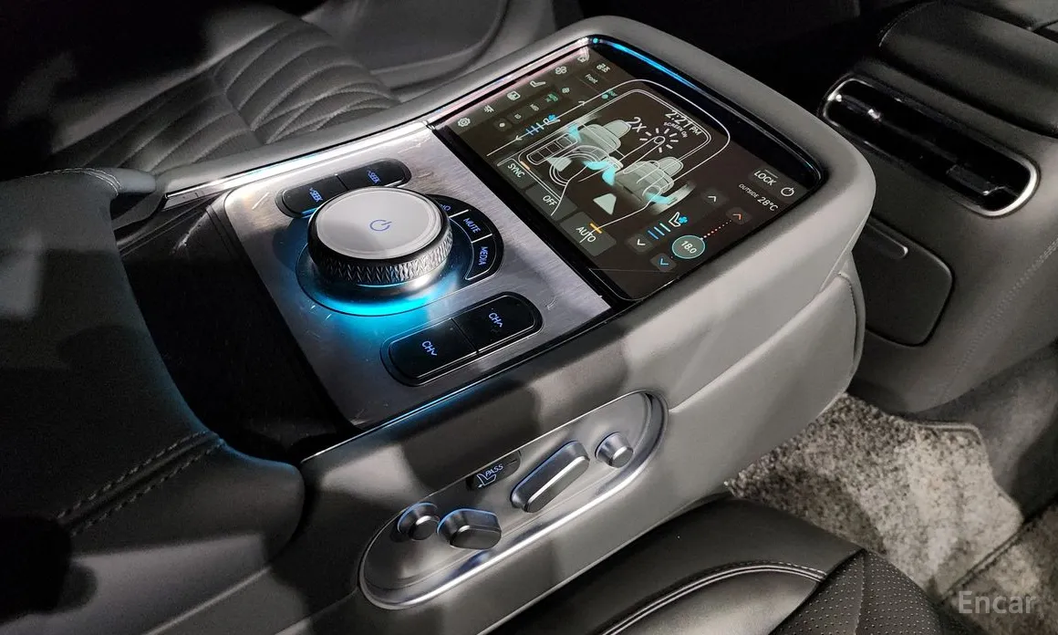 Фото 19 - Genesis G90