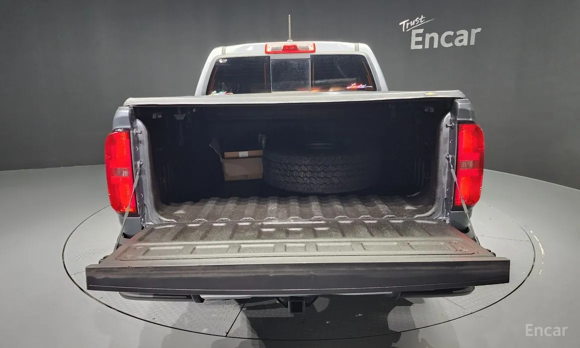 Фото 19 - Chevrolet Colorado