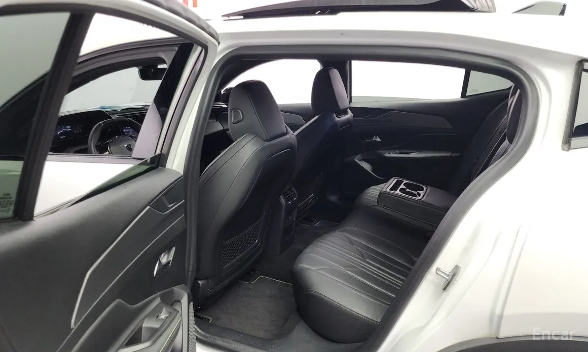 Фото 12 - Peugeot 408