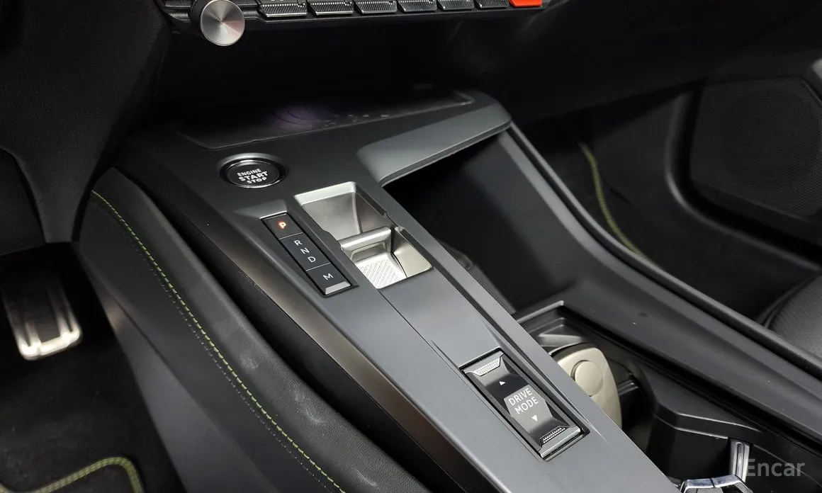 Фото 9 - Peugeot 408